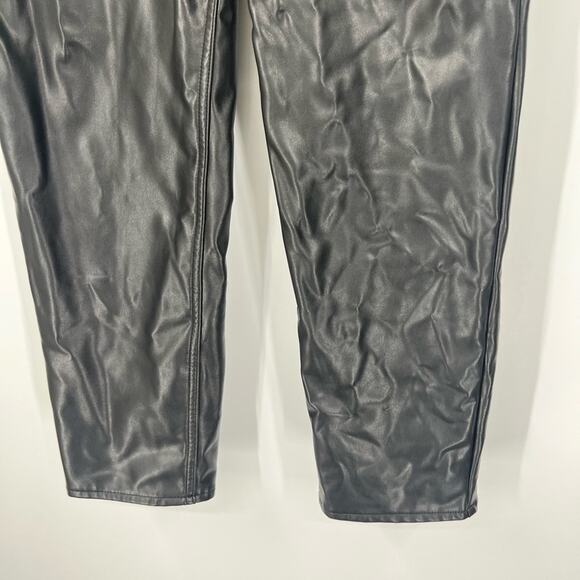 Abercrombie & Fitch The Ankle Straight Pants Ultra High Rise Faux Leather SHORT - Picture 4 of 8
